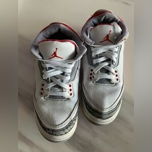 2022 Nike Air Jordan 3 III Retro Fire Red DM0967-160 GS Size 5 sneakers